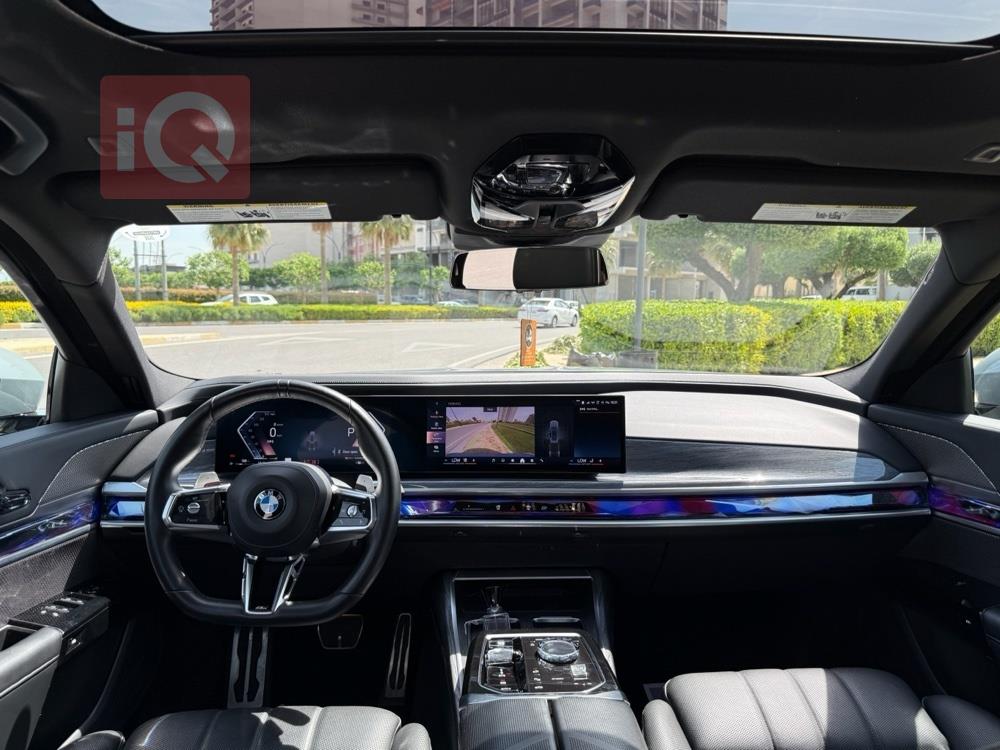 بي ام دبليو الفئة 7